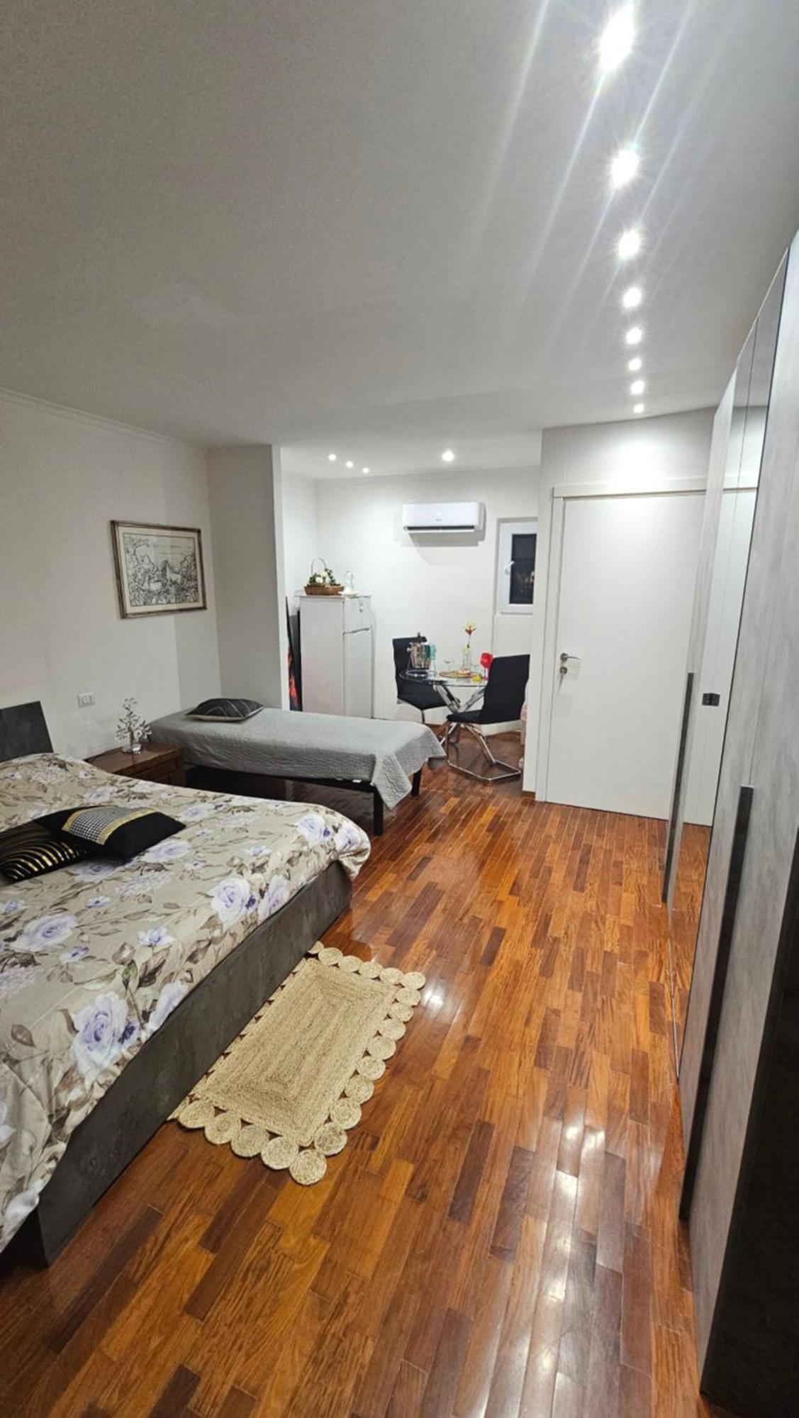 Terrazze Bs Bed & Breakfast รูติเญียโน ภายนอก รูปภาพ